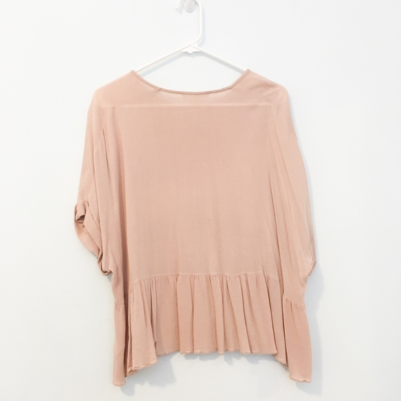 Chrissy Ruffle Top - Picture 3 of 8